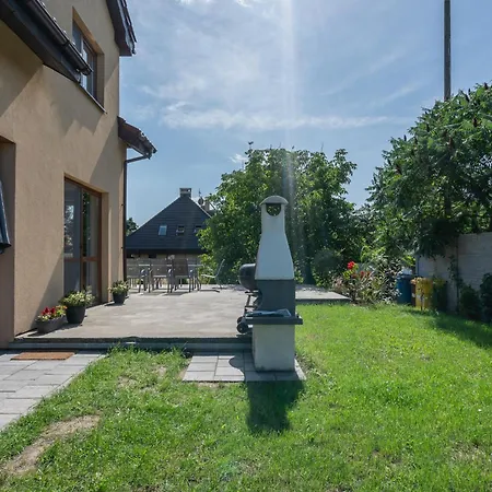 Sleeply Zlotniki Guest house